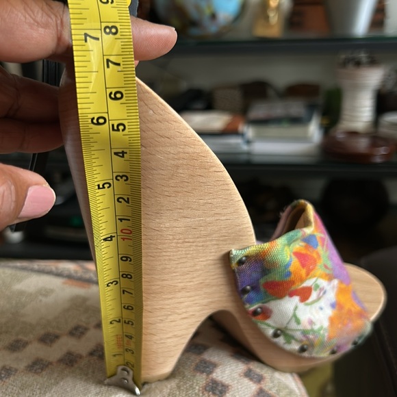 Stella McCartney Floral Wooden Mule - Picture 8 of 8